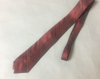 Vintage skinny tie / vintage tie / striped tie / skinny tie