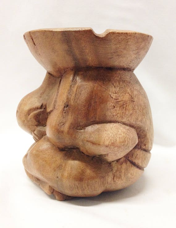 Yogi Asbak Ashtray Hand Carved in Mas Bali Indonesia