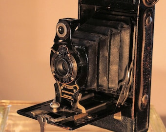 Kodak No 2 Folding Autographic Brownie Camera