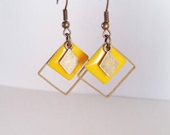 Earrings mustard yellow enameled graphics