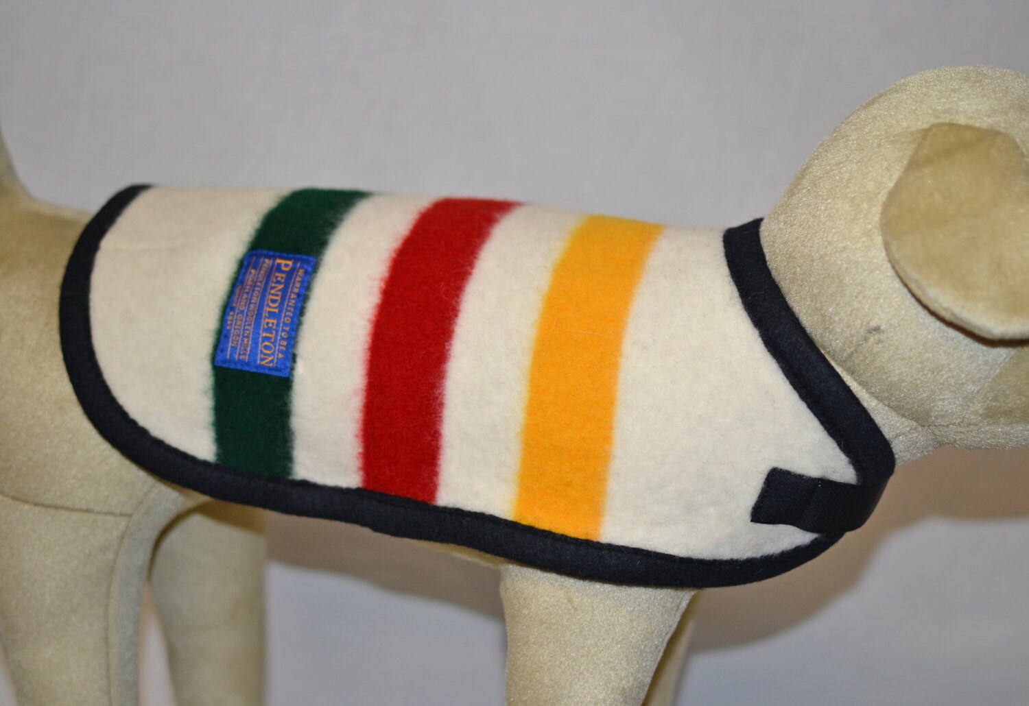 Pendleton ® Dog Coat jacket sweater Glacier National Park