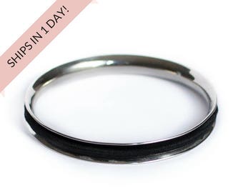 BASIC Hair Tie Bracelet Bangle in SILVER Made From Hypoallergenic Stainless Steel Available in Silver, Gold, or Rose Gold. Hair Tie Holder