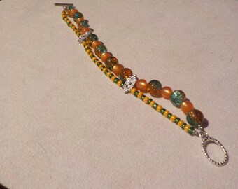 Bracelet has two rows