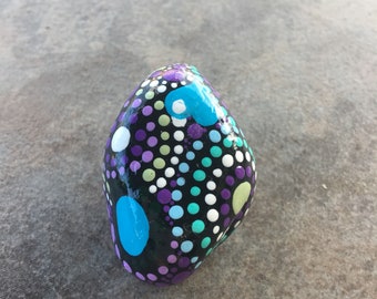 Painted rock-rock art-dots-hearts-Stone art-painting-rock painting