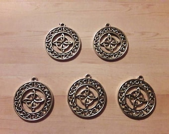 Next day shipping- celtic knot wiccan charm 5 piece charms large wiccan charms witches knot charms
