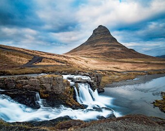 Kirkjufellsfoss & Kirkjufell, Iceland in Colour