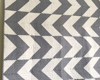 Baby Crib Quilt, Modern Quilt, Baby Quilt Blanket, Baby Quilts for Sale, Baby Shower Gift, Handmade Crib Quilt, Modern Baby Quilt