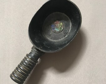 Vintage Chinese cast iron silk pot