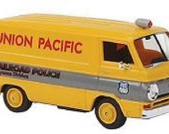 Brekina HO * 1964 Dodge A100 UNION PACIFIC Police Van * #34359