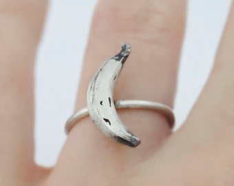 Tiny ring, banana ring, simple ring. Sterling silver ring, Fruit ring, Banana jewelry