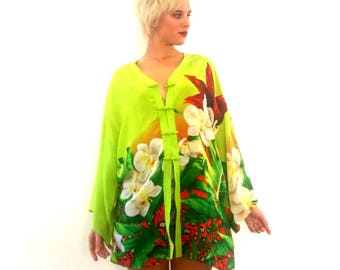 Vibrant VTG 1980's Floral Silk Kimono