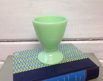 Vintage Jadeite Mint Green McKee glass