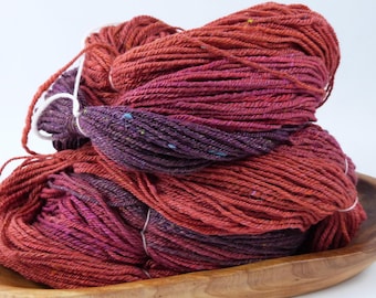 Handspun yarn - Sweltering Sari - 10 oucnes, 516 yards - Sport Weight