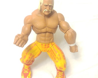 JAKKS / Vivid Imaginations WWE Ring Giants Hulk Hogan 14" Pose-able Action Figure