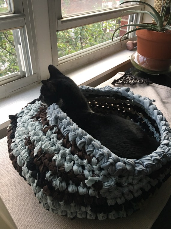 Hand crocheted upcycled rag pet bed cat small dog