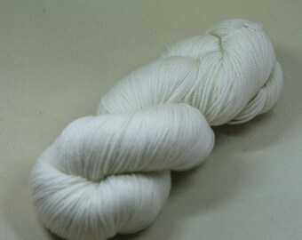 Undyed Kelpie Fibers Taliesin Sock merino cashmere yarn 100g