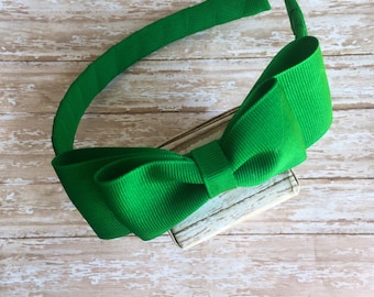 Green headband with a bow, girls headband, plastic headband, green bow headband, saint patricks headbands, girls hard headband with bow