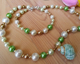 Summer Shell Fun Necklace and Bracelet Set