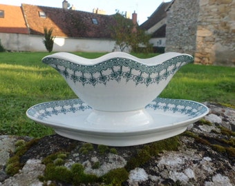 Gravy boat "Saint Amand and Hamage Persian"