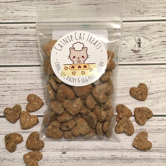 Homemade Vegan Catnip Cat Treats 