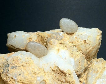 Beach Stone Earrings / Polished Ocean Pebble Earrings / Boho Natural Stone Stud Earrings