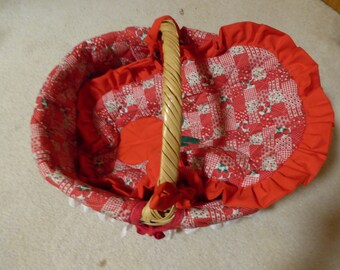 Vintage Christmas Gifts Basket Or Picnic Carrier