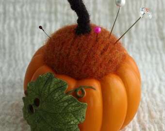 Pincushion - Pumpkin Pincushion