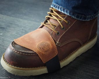 Keep your left boot free of wear with a simple shifter boot leather protector / shoes leather protector/ Motorcycle Shifter Boot Protector