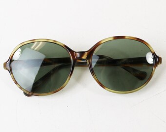 Vtg Renauld Oval Sunglasses, 1960's Made in Italy, Tortoise Frames