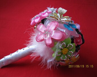 Brooch bouquet