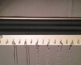 Wall mounted jewelry organizer