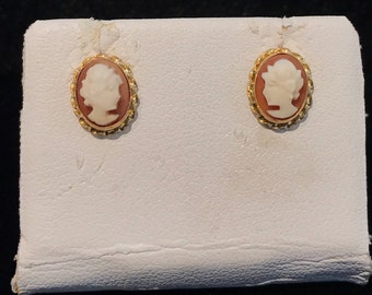 Classic Cameo Earrings VE-51