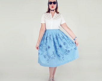 50s Blue Roses Print Cotton Full Skirt 30" waist