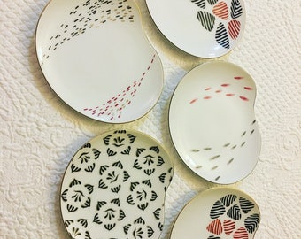 Midcentury Modern Fred Roberts Co. 5pc Plate Set / Snack Plates / Entertaining / Gold Rimmed Dinnerware / MCM