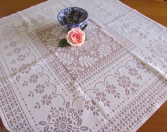 Vintage Faux Quaker Lace Tablecloth - White Lace Square Tablecloth - Garden Party - Romantic Home - Wedding Decor