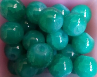 16 imitation jade 8mm Green turquoise Crackle glass beads