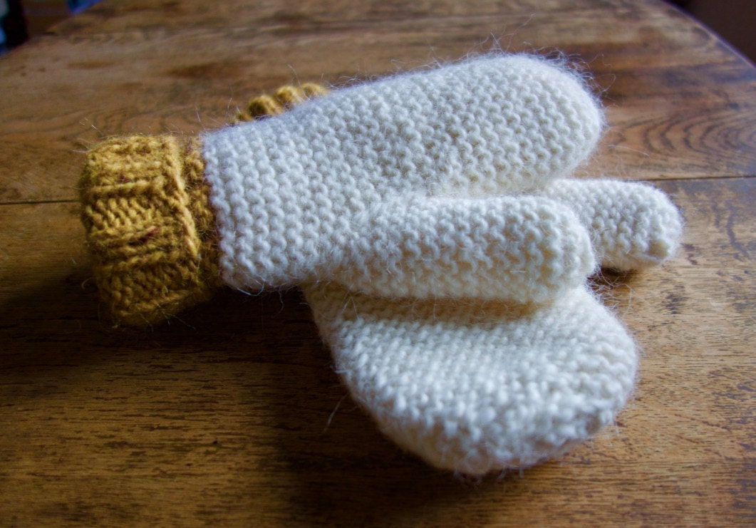Easy Two Needles Mittens Knitting Pattern