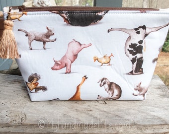 Farm Animals Fabric Makeup Bag || Lined Makeup Bag | Farm Animal Yoga | Yoga Gift Makeup Bag | Small Gift Under 20 | Camera Accessory Bag