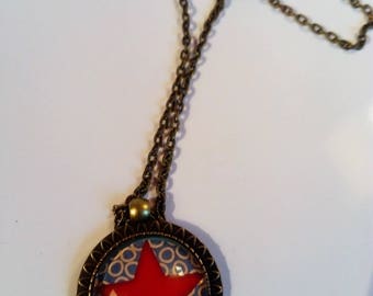 Long bronze chain necklace ethnic cabochon wax stars red blue