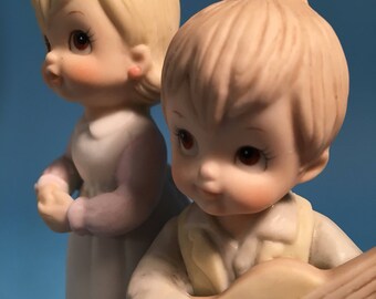 Lefton Musical Ceramic figurine/ Under the Stars/You light up my life.
