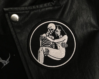 Love and Death Embrace Patch / Lovers / Skeleton Skull Occult Goth Punk Jacket Patch / Embroidered Patch