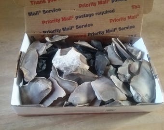 MIXED FLINT,Chips,Fire Starter,Gun Flint,Fire Flint,Flint Knapping,Bird Points,Decorative,Gardening,2+ Pounds