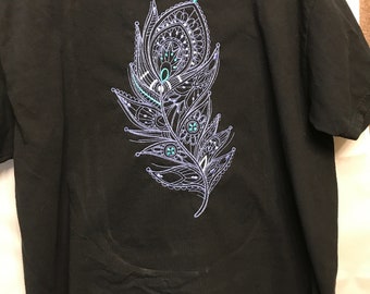 Mehndi Feather T-shirt