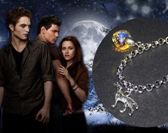 Bella's Bracelet with charms wolf and heart