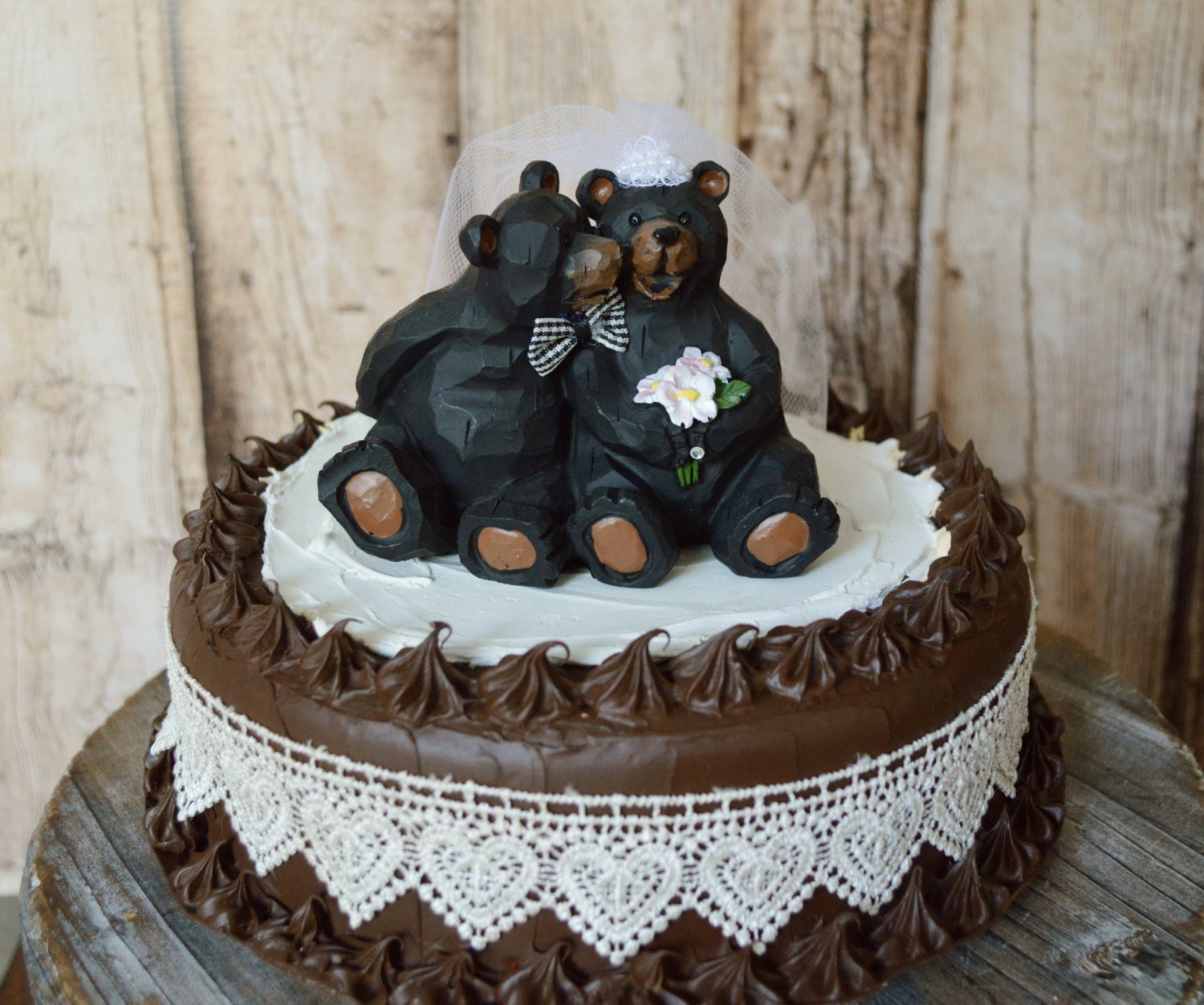 Black Bear Wedding Cake Topper Country Weddings Bride And Groom Hunting Camping Lover Animal Kissing Rustic Centerpiece Black Bear Wedding Cake Topper Country Weddings Bride And Groom Hunting Camping Lover Animal Kissing Rustic Centerpiece