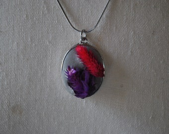 Flowers and concrete nature necklace