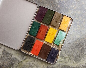 12 handmade natural beeswax crayons