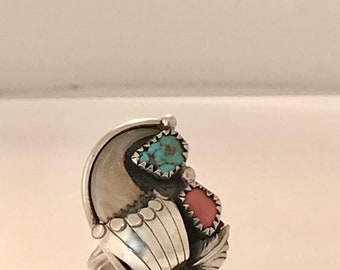 Unique and Natural 1940's Native American Ring (SS10289)