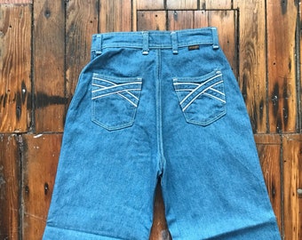 1970's Women's 24.5x32 Bell Bottom Jeans by Wrangler