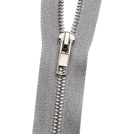 Metal No. 5 Silver Lurex Zipper